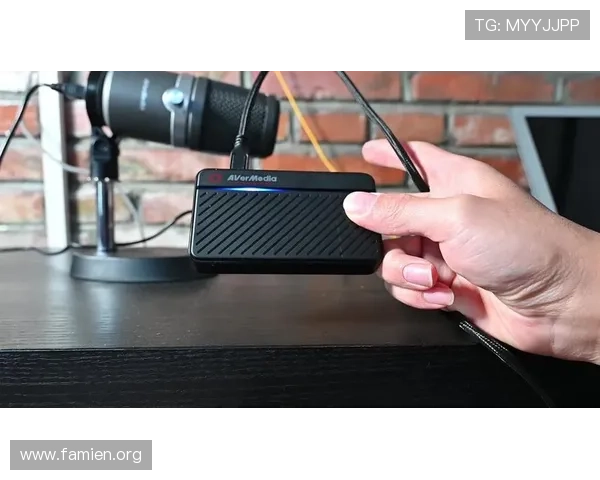 亚洲成在线一二区在线看免费版支持多设备同步观看，随时随地享受高清游戏直播